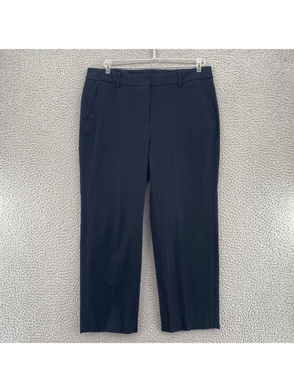 Chicos Pants Womens 2 US 12 Black Twill Stretch Straight Capri Pockets Everyday